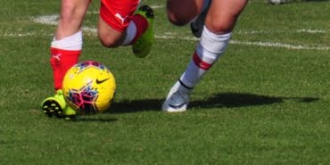 kadin-futbolunda-koronavirusten-ilk-can-kaybi