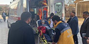 kahtada-yemekten-zehirlenen-58-ogrenci-hastaneye-kaldirildi_4669_dhaphoto1