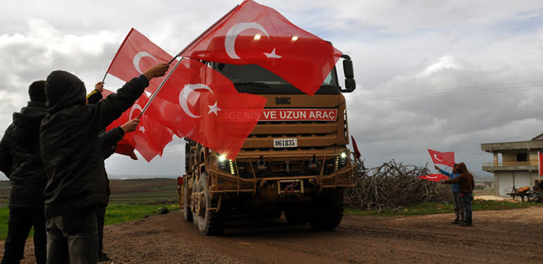 Mehmetçik’e sevgi seli