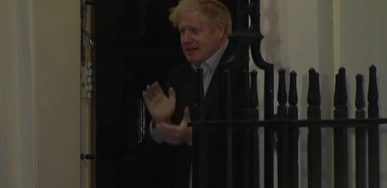 Karantina altında olan Boris Johson ilk kez görüntülendi