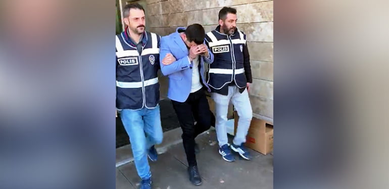 kendisinisavci-diye-tanitip-48-bin-lira-dolandirdi_5355_dhaphoto1