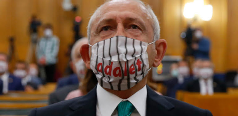 Kılıçdaroğlu ‘adalet’ maskesi taktı