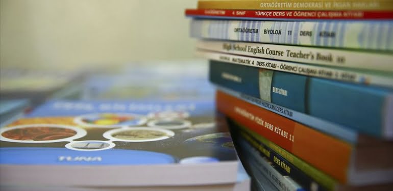 Atatürkçülük ders kitabında hurafe ve çarpıtmalar