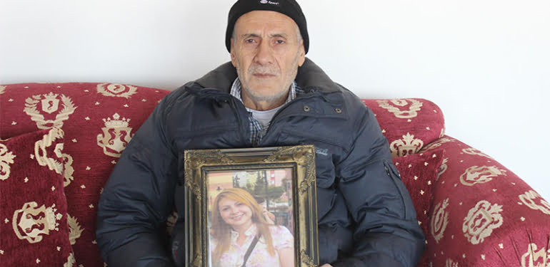 Kızı öldürülen baba 8 yıldır tüm kadınlar için mücadele veriyor