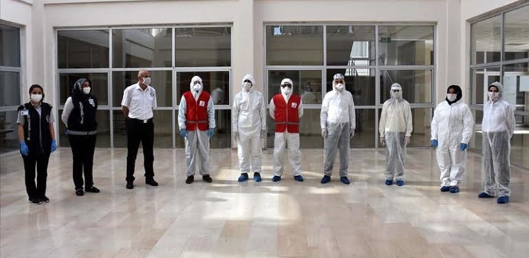 Karantinanın gizli kahramanları: Yurt çalışanları