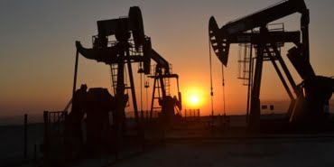 kuresel-gelismelerle-altin-ve-petrol-dustu