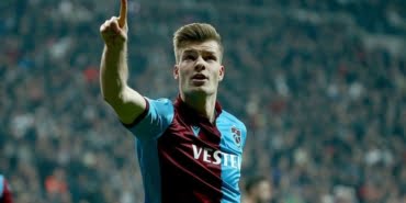kuzeyin-krali-trabzonspor-u-zirvede-tutuyor