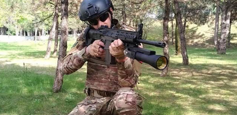 MPT-76’da yerli lazer silahı test atışlarında büyük başarı