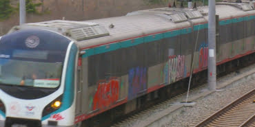 marmaray-trenlerini-boyayan-grafiticilerin-tcddye-faturasi-55-bin-lira_3787_dhaphoto1