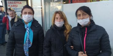 ISTANBUL'DA TOPLU ULASIMDA MASKE TAKANLAR DIKKAT CEKTI.
ISTANBUL DHA