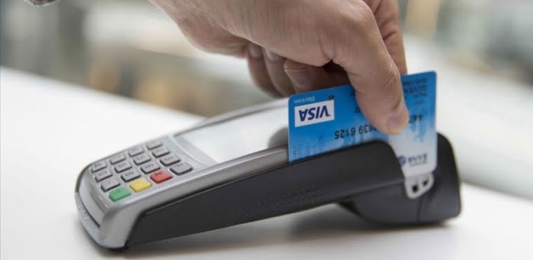 merkez-bankasi-kredi-karti-faiz-oranlarini-indirdi