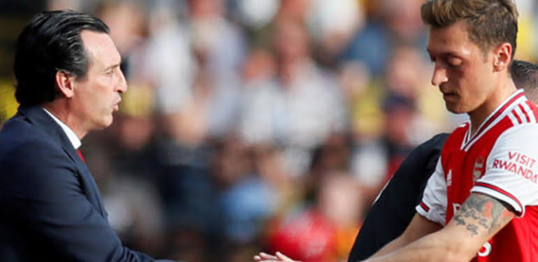 Mesut Özil Fenerbahçe’ye transfer olacak mı?