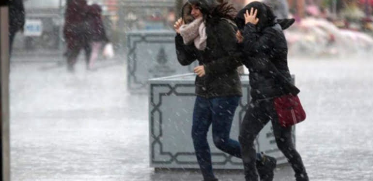 meteoroloji-den-3-buyuksehire-hafta-sonu-icin-12738522_2772_amp