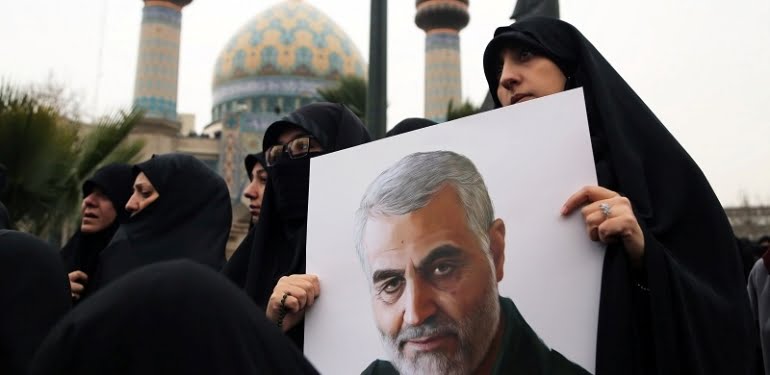 Kudüs Gücü Komutanı Süleymani'nin öldürülmesi Tahran'da protesto edildi