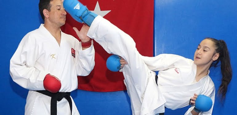 Milli sporcumuzdan göğsümüzü kabartan başarı