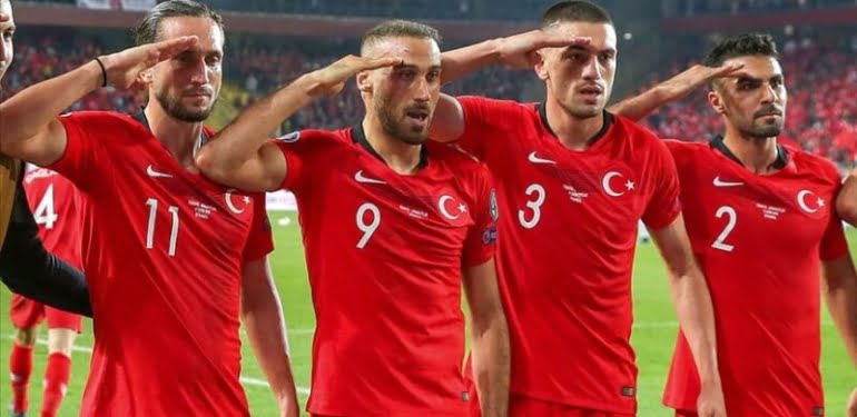 milli-takim-in-asker-selamina-iliskin-uefa-iddialari-kafa-karistirdi