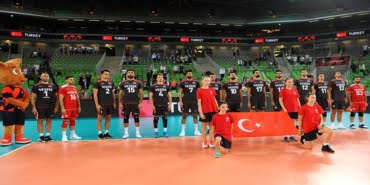 millilerin-son-16-turundaki-rakibi-italya_7892_dhaphoto1