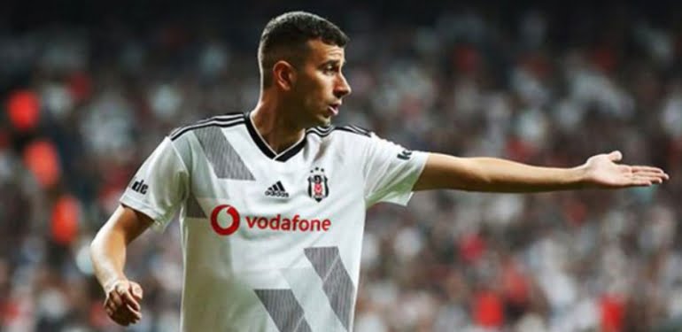 Oğuzhan Özyakup, ‘gurbet’ yolunda