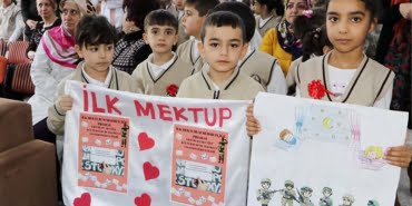 okuma-yazmayi-ogrenip-mehmetcige-mektup-yazdilar_2004_dhaphoto1