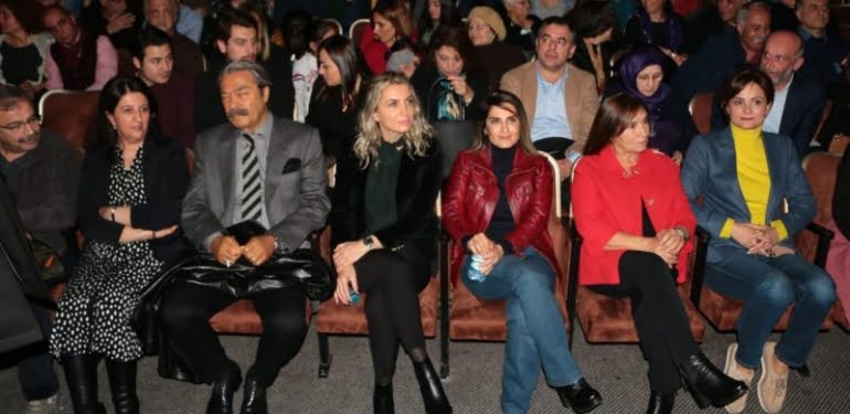 Ahmet Hakan: HDP’ye çiçek uzatma görevi onlara verilmiş