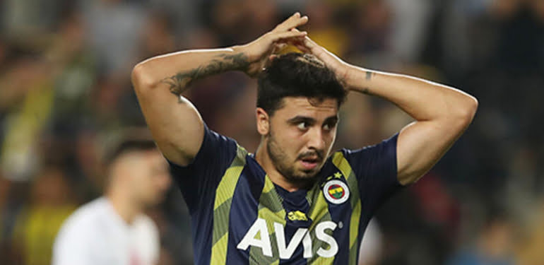 Galatasaray’dan Ozan Tufan’a gönderme