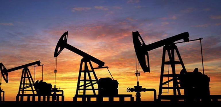 Brent petrolün varil fiyatı yükselişe geçti