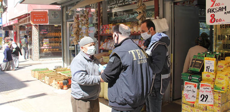 Polise, ’60’ı biraz geçtim’ dedi, 80 yaşında çıktı