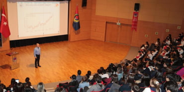 prof.-dr.-kurnazdan-hava-sicakligi-artisi-uyarisi-_9032_dhaphoto3