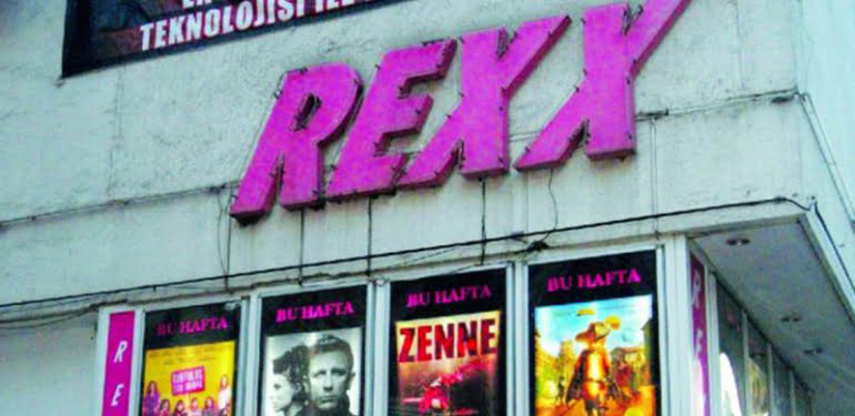 Kadıköy’ün sembolu Rexx sineması kapandı