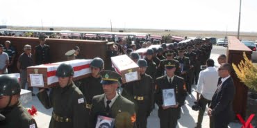 rumlarin-katlettigi-kibrisli-turk-sehitler-45-yil-aradan-sonra-defnedildi_6263_dhaphoto3