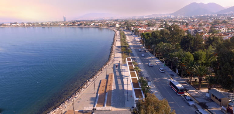CHP’li belediye başkanı koltuğunu AKP’li üyeye emanet etti!