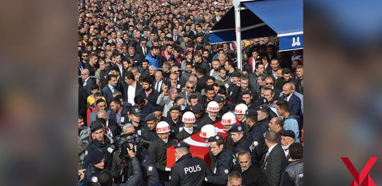 sehit-askeri-erzurumda-20-bin-kisi-son-yolculuguna-ugurladi_9069_dhaphoto5