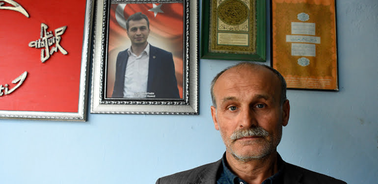 sehit-ogretmenin-babasi
