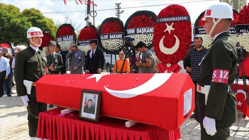 sehit-uzman-onbasi-ceylan-son-yolculuguna-ugurlandi