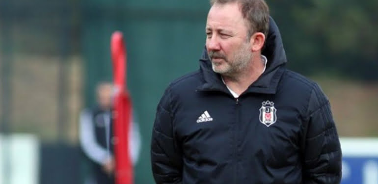 Sergen Yalçın’dan tepki! ‘Giderse gitsin’