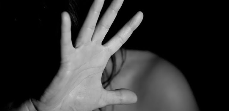 Bu karar çok konuşulacak… Tacizcisini bıçakladı beraat etti!