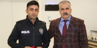 sigarayi-birakan-polislere-cumhuriyet-altini