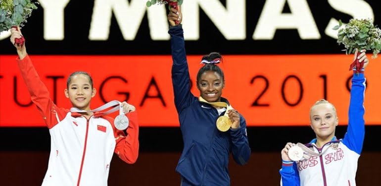 simone-biles-rekora-bir-adim-daha-yaklasti