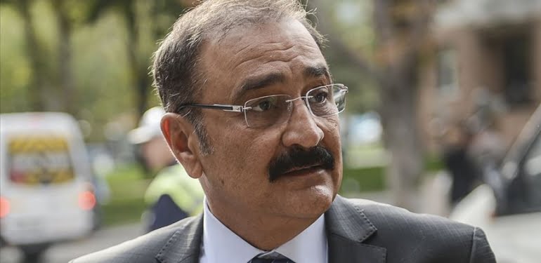 sinan-aygun
