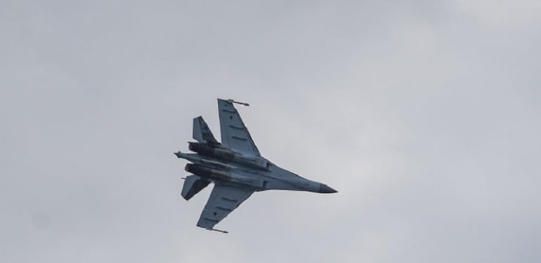 VİDEO- SU-35 İstanbul semalarından antrenman uçuşunda