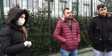 sultangazide-ayakta-yolcu-tasiyan-minibusten-saglik-gorevlileri-cikti-veryansintv-1