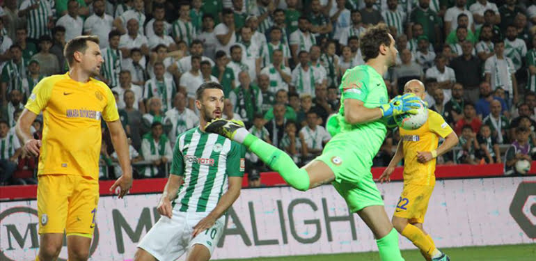 Futbol özlemi bitiyor…  Süper Lig’de ikinci yarı mücadelesi yarın başlayacak