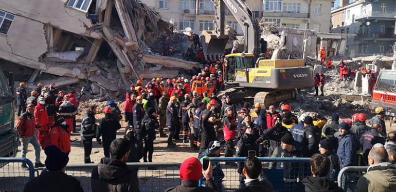Depremde ölü sayısı 39’ya yükseldi