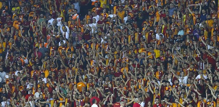 Taraftardan Galatasaray’a Passolig dopingi