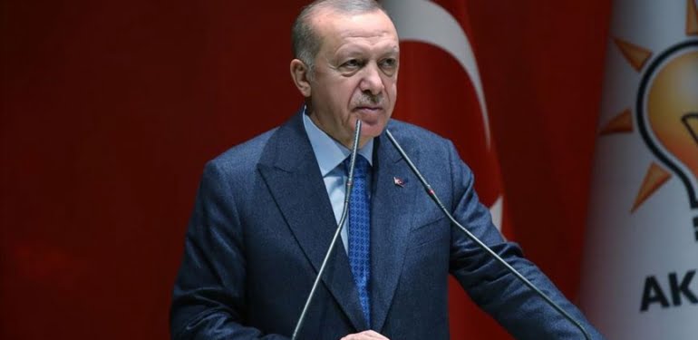 Erdoğan: CHP çok tehlikeli bir oyun oynuyor!