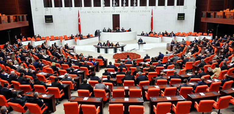 Seçim Kanunu Meclis’te kabul edildi