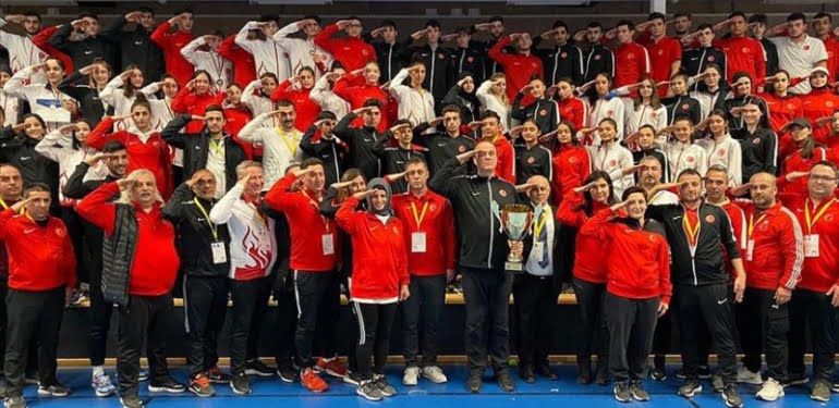 Tekvandocularımızdan madalya yağmuru