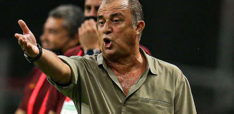 Fatih Terim maç sonunda esti gürledi!