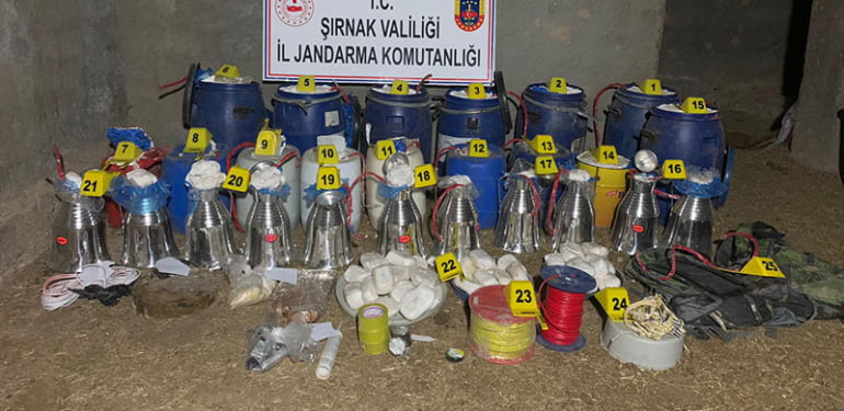 Terör örgütünün tonlarca patlayıcısı ele geçirildi