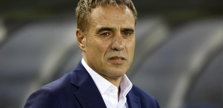 Ersun Yanal yerine düşünülen 3 hoca belli oldu